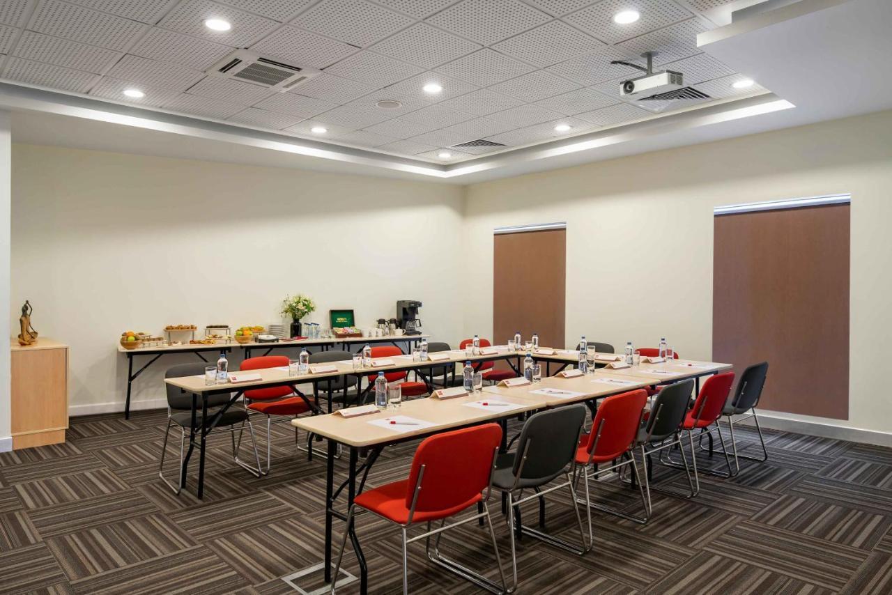Ibis Alsancak Hotel Izmir